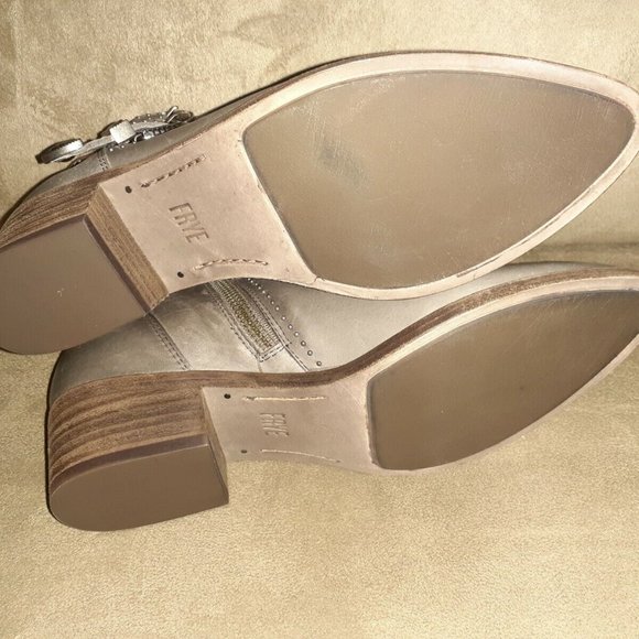 FRYE-Ray Deco Western Shootie/Bootie Ankle Boot-Grey Leather-6M-NWOB - Picture 7 of 7